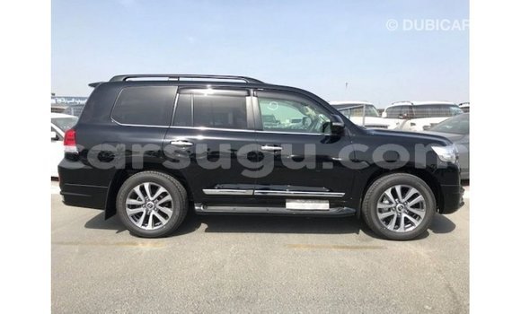 Sayi Imported Toyota Land Cruiser Black Mota in Import - Dubai a Burkina Faso Sayi Imported Toyota Land Cruiser Black Mota in Import - Dubai a Burkina Faso
