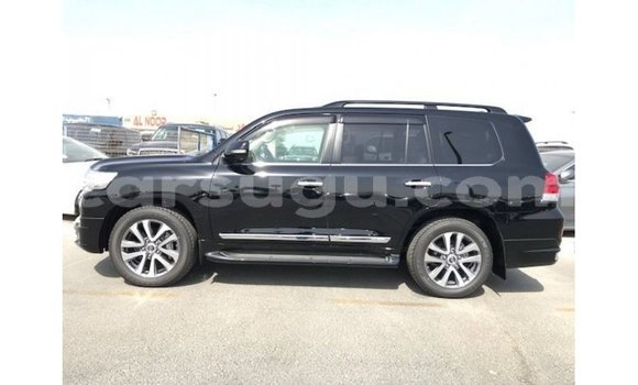 Sayi Imported Toyota Land Cruiser Black Mota in Import - Dubai a Burkina Faso Sayi Imported Toyota Land Cruiser Black Mota in Import - Dubai a Burkina Faso