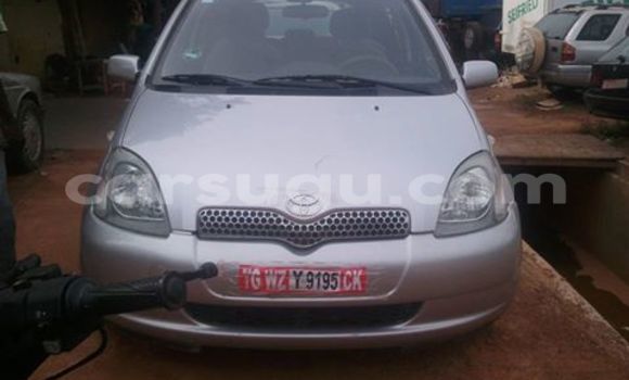 Acheter Neuf Voiture Toyota Yaris Gris à Ouagadougou, Burkina-Faso Acheter Neuf Voiture Toyota Yaris Gris à Ouagadougou, Burkina-Faso