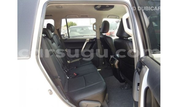 Sayi Imported Toyota Prado White Mota in Import - Dubai a Burkina Faso Sayi Imported Toyota Prado White Mota in Import - Dubai a Burkina Faso