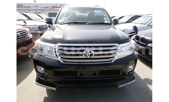 Sayi Imported Toyota Land Cruiser Black Mota in Import - Dubai a Burkina Faso Sayi Imported Toyota Land Cruiser Black Mota in Import - Dubai a Burkina Faso