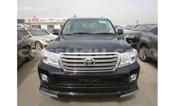 Sayi Imported Toyota Land Cruiser Black Mota in Import - Dubai a Burkina Faso Sayi Imported Toyota Land Cruiser Black Mota in Import - Dubai a Burkina Faso