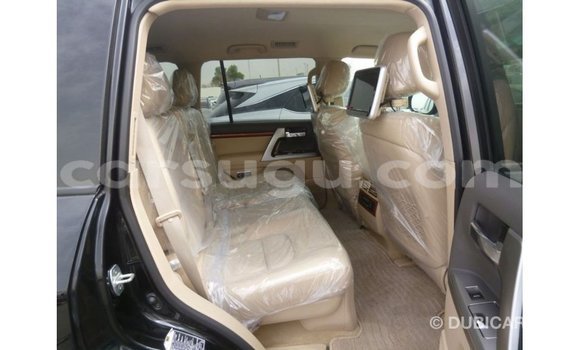 Sayi Imported Toyota Land Cruiser Black Mota in Import - Dubai a Burkina Faso Sayi Imported Toyota Land Cruiser Black Mota in Import - Dubai a Burkina Faso