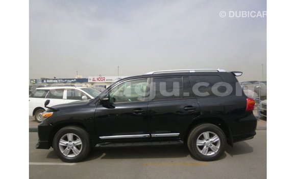 Sayi Imported Toyota Land Cruiser Black Mota in Import - Dubai a Burkina Faso Sayi Imported Toyota Land Cruiser Black Mota in Import - Dubai a Burkina Faso