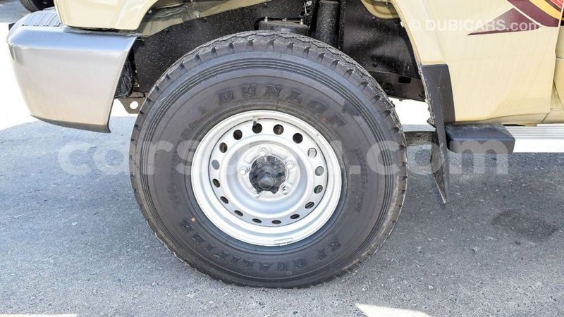 Big with watermark toyota land cruiser burkina faso import dubai 6105