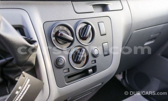 Buy Import Nissan Urvan White Car in Import - Dubai in Burkina Faso Buy Import Nissan Urvan White Car in Import - Dubai in Burkina Faso