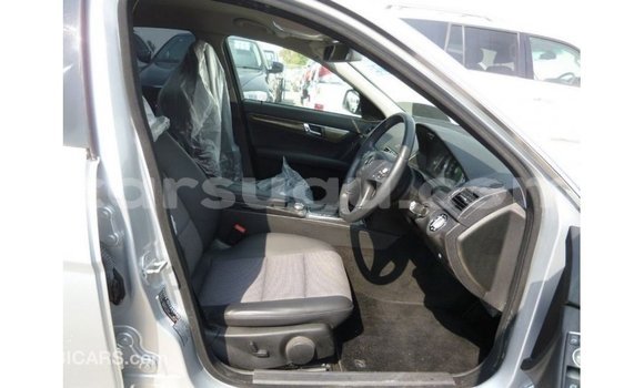 Acheter Import Voiture Mercedes-Benz 200 Autre à Import - Dubai, Burkina-Faso Acheter Import Voiture Mercedes-Benz 200 Autre à Import - Dubai, Burkina-Faso