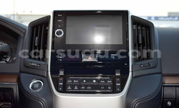 Buy Import Toyota Land Cruiser White Car in Import - Dubai in Burkina Faso Buy Import Toyota Land Cruiser White Car in Import - Dubai in Burkina Faso