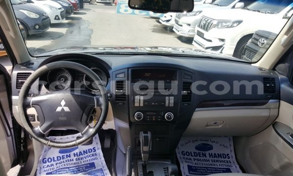 Sayi Imported Mitsubishi Pajero Brown Mota in Import - Dubai a Burkina Faso Sayi Imported Mitsubishi Pajero Brown Mota in Import - Dubai a Burkina Faso