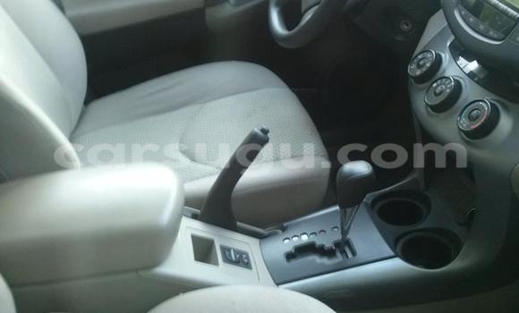 Acheter Neuf Voiture Toyota RAV4 Bleu à Ouagadougou, Burkina-Faso Acheter Neuf Voiture Toyota RAV4 Bleu à Ouagadougou, Burkina-Faso