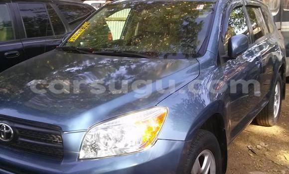 Acheter Neuf Voiture Toyota RAV4 Bleu à Ouagadougou, Burkina-Faso Acheter Neuf Voiture Toyota RAV4 Bleu à Ouagadougou, Burkina-Faso