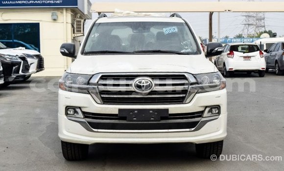 Buy Import Toyota Land Cruiser White Car in Import - Dubai in Burkina Faso Buy Import Toyota Land Cruiser White Car in Import - Dubai in Burkina Faso