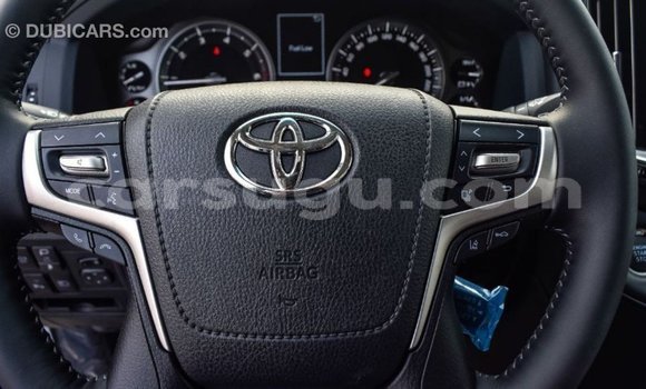 Buy Import Toyota Land Cruiser White Car in Import - Dubai in Burkina Faso Buy Import Toyota Land Cruiser White Car in Import - Dubai in Burkina Faso