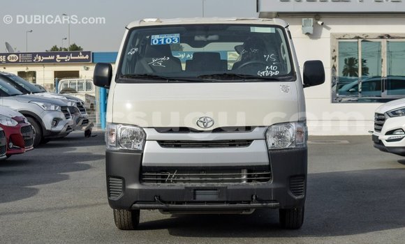 Sayi Imported Toyota Hiace White Mota in Import - Dubai a Burkina Faso Sayi Imported Toyota Hiace White Mota in Import - Dubai a Burkina Faso