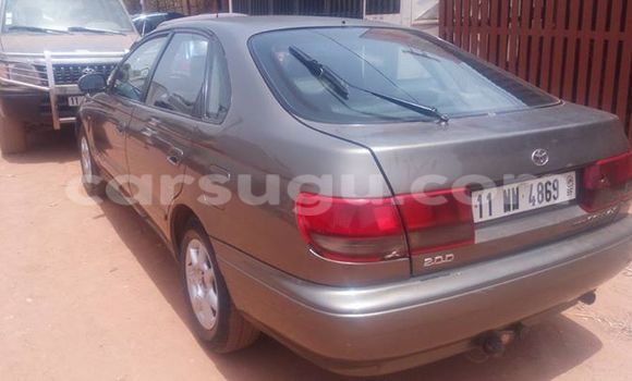 Acheter Occasion Voiture Toyota Carina Gris à Ouagadougou, Burkina-Faso Acheter Occasion Voiture Toyota Carina Gris à Ouagadougou, Burkina-Faso