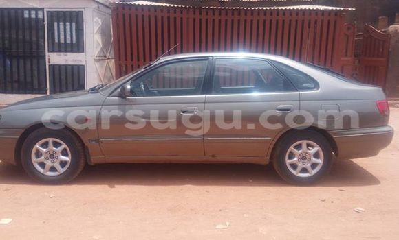 Acheter Occasion Voiture Toyota Carina Gris à Ouagadougou, Burkina-Faso Acheter Occasion Voiture Toyota Carina Gris à Ouagadougou, Burkina-Faso