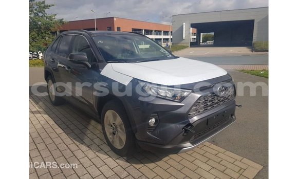 Sayi Imported Toyota RAV4 Sauran Mota in Import - Dubai a Burkina Faso Sayi Imported Toyota RAV4 Sauran Mota in Import - Dubai a Burkina Faso
