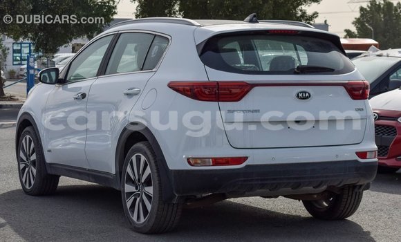 Sayi Imported Kia Sportage White Mota in Import - Dubai a Burkina Faso Sayi Imported Kia Sportage White Mota in Import - Dubai a Burkina Faso