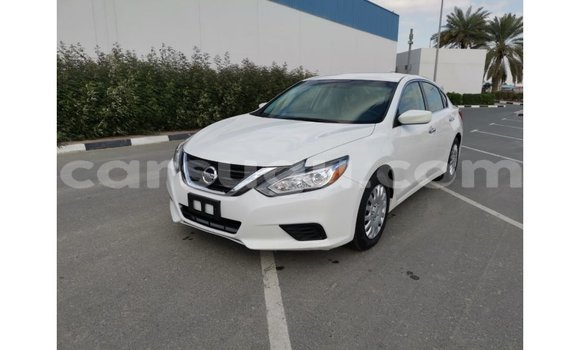 Sayi Imported Nissan Altima White Mota in Import - Dubai a Burkina Faso Sayi Imported Nissan Altima White Mota in Import - Dubai a Burkina Faso