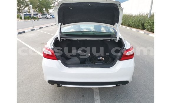 Sayi Imported Nissan Altima White Mota in Import - Dubai a Burkina Faso Sayi Imported Nissan Altima White Mota in Import - Dubai a Burkina Faso