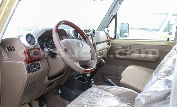 Sayi Imported Toyota Land Cruiser M Mota in Import - Dubai a Burkina Faso Sayi Imported Toyota Land Cruiser M Mota in Import - Dubai a Burkina Faso