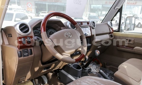 Sayi Imported Toyota Land Cruiser M Mota in Import - Dubai a Burkina Faso Sayi Imported Toyota Land Cruiser M Mota in Import - Dubai a Burkina Faso