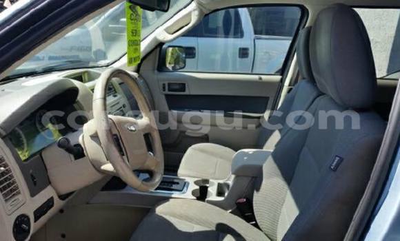 Acheter Neuf Voiture Ford Focus Noir à Ouagadougou, Burkina-Faso Acheter Neuf Voiture Ford Focus Noir à Ouagadougou, Burkina-Faso