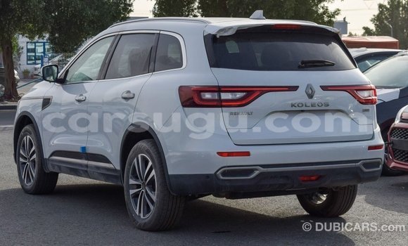 Sayi Imported Renault Koleos White Mota in Import - Dubai a Burkina Faso Sayi Imported Renault Koleos White Mota in Import - Dubai a Burkina Faso