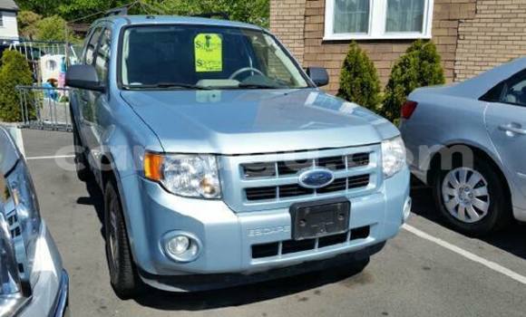 Acheter Neuf Voiture Ford Focus Noir à Ouagadougou, Burkina-Faso Acheter Neuf Voiture Ford Focus Noir à Ouagadougou, Burkina-Faso