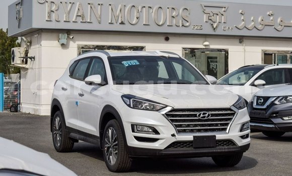 Acheter Import Voiture Hyundai Tucson Blanc à Import - Dubai, Burkina-Faso Acheter Import Voiture Hyundai Tucson Blanc à Import - Dubai, Burkina-Faso