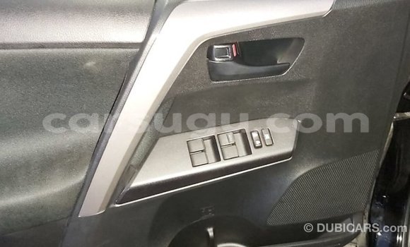 Acheter Import Utilitaire Toyota HiAce Noir à Import - Dubai, Burkina-Faso Acheter Import Utilitaire Toyota HiAce Noir à Import - Dubai, Burkina-Faso