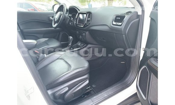 Acheter Import Voiture Jeep Compass Blanc à Import - Dubai, Burkina-Faso Acheter Import Voiture Jeep Compass Blanc à Import - Dubai, Burkina-Faso