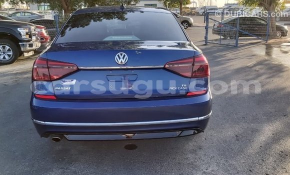 Acheter Import Voiture Volkswagen Passat Bleu à Import - Dubai, Burkina-Faso Acheter Import Voiture Volkswagen Passat Bleu à Import - Dubai, Burkina-Faso