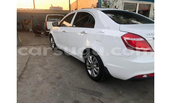 Acheter Import Voiture Geely Emgrand 7 Blanc à Import - Dubai, Burkina-Faso Acheter Import Voiture Geely Emgrand 7 Blanc à Import - Dubai, Burkina-Faso