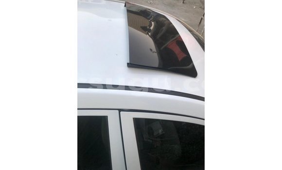 Acheter Import Voiture Geely Emgrand 7 Blanc à Import - Dubai, Burkina-Faso Acheter Import Voiture Geely Emgrand 7 Blanc à Import - Dubai, Burkina-Faso