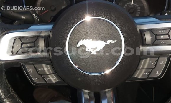 Acheter Import Voiture Ford Mustang Rouge à Import - Dubai, Burkina-Faso Acheter Import Voiture Ford Mustang Rouge à Import - Dubai, Burkina-Faso