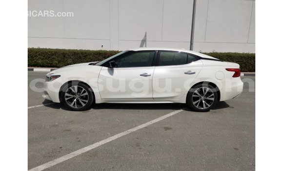 Sayi Imported Nissan Maxima White Mota in Import - Dubai a Burkina Faso Sayi Imported Nissan Maxima White Mota in Import - Dubai a Burkina Faso