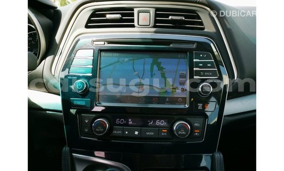 Sayi Imported Nissan Maxima White Mota in Import - Dubai a Burkina Faso Sayi Imported Nissan Maxima White Mota in Import - Dubai a Burkina Faso