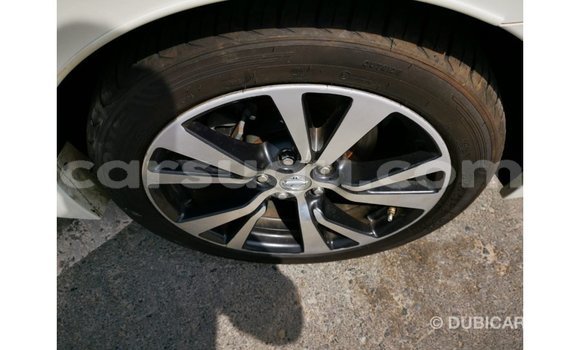 Sayi Imported Nissan Maxima White Mota in Import - Dubai a Burkina Faso Sayi Imported Nissan Maxima White Mota in Import - Dubai a Burkina Faso