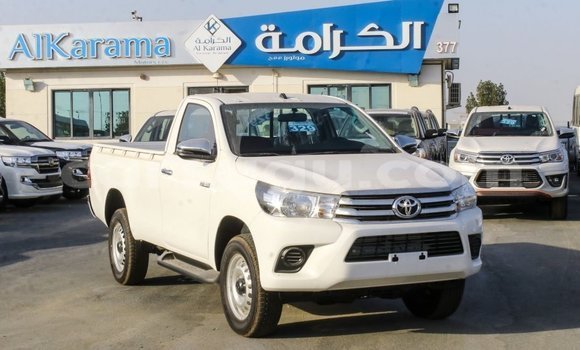 Acheter Import Voiture Toyota Hilux Blanc à Import - Dubai, Burkina-Faso Acheter Import Voiture Toyota Hilux Blanc à Import - Dubai, Burkina-Faso