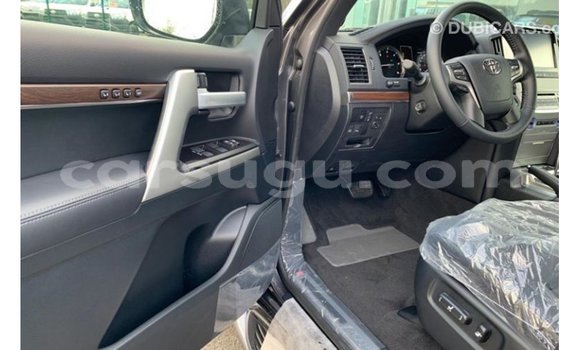 Sayi Imported Toyota Land Cruiser Sauran Mota in Import - Dubai a Burkina Faso Sayi Imported Toyota Land Cruiser Sauran Mota in Import - Dubai a Burkina Faso