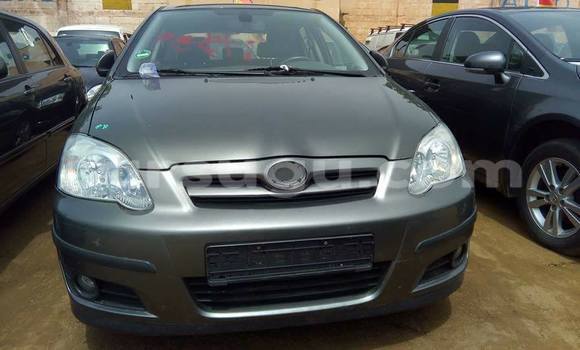 Acheter Occasion Voiture Toyota Corolla Noir à Ouagadougou, Burkina-Faso Acheter Occasion Voiture Toyota Corolla Noir à Ouagadougou, Burkina-Faso