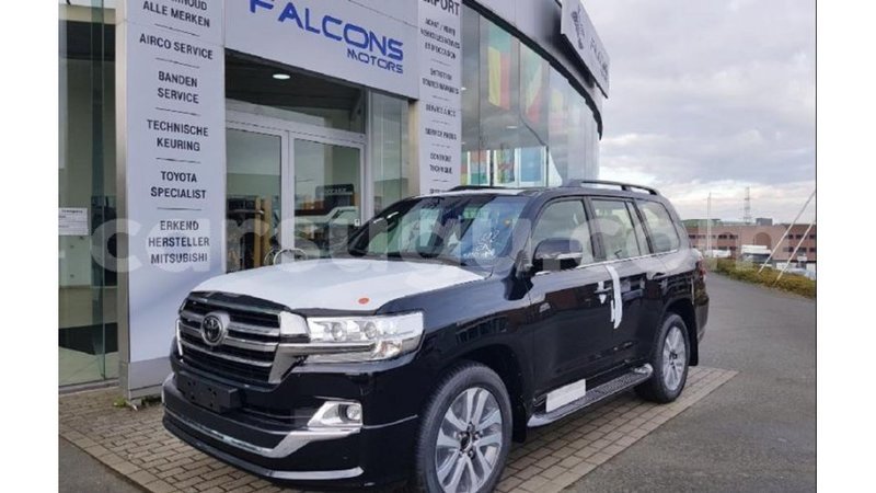 Big with watermark toyota land cruiser burkina faso import dubai 6212