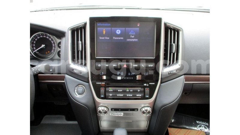 Big with watermark toyota land cruiser burkina faso import dubai 6212