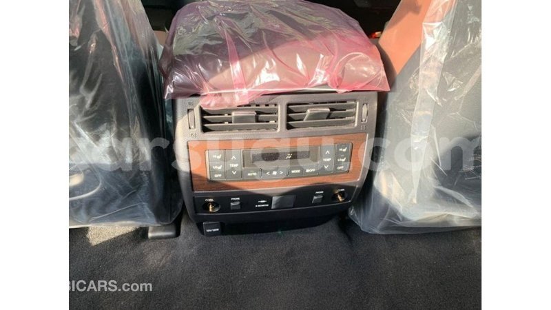 Big with watermark toyota land cruiser burkina faso import dubai 6212