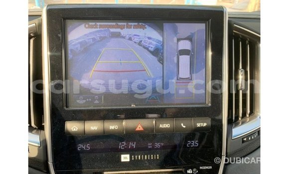 Acheter Import Voiture Toyota Land Cruiser Noir à Import - Dubai, Burkina-Faso Acheter Import Voiture Toyota Land Cruiser Noir à Import - Dubai, Burkina-Faso
