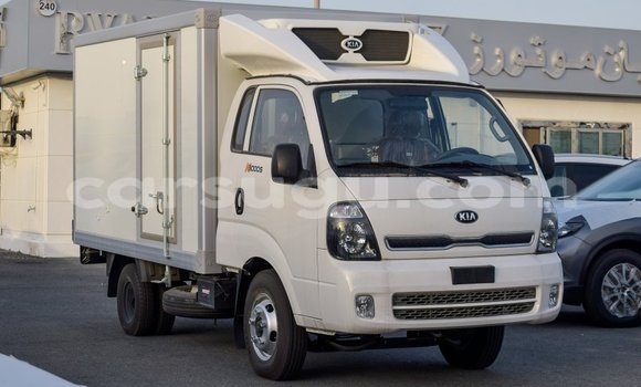 Sayi Imported Kia K3 White Mota in Import - Dubai a Burkina Faso Sayi Imported Kia K3 White Mota in Import - Dubai a Burkina Faso