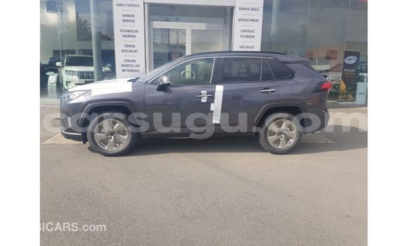 Acheter Import Utilitaire Toyota HiAce Autre à Import - Dubai, Burkina-Faso Acheter Import Utilitaire Toyota HiAce Autre à Import - Dubai, Burkina-Faso