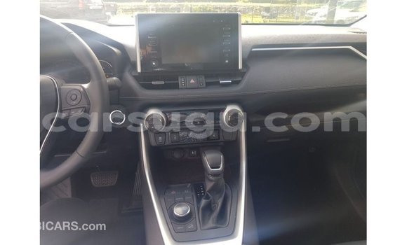 Buy Import Toyota HiAce Other Truck in Import - Dubai in Burkina Faso Buy Import Toyota HiAce Other Truck in Import - Dubai in Burkina Faso