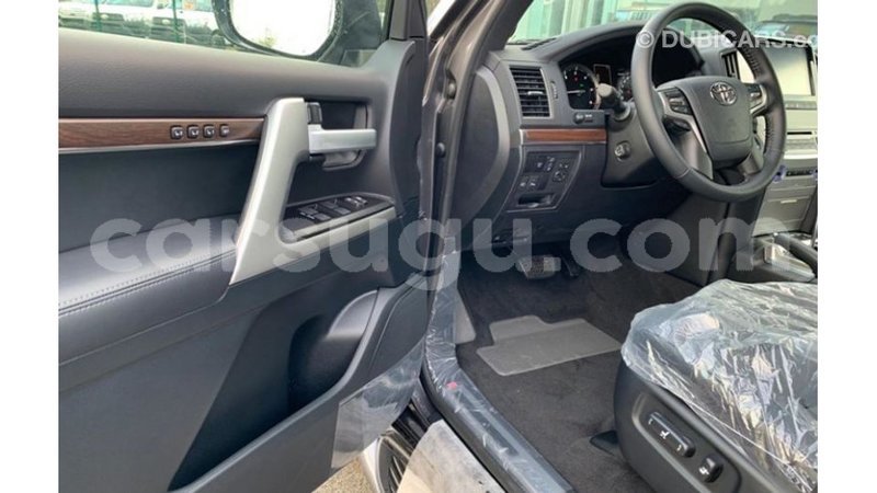 Big with watermark toyota land cruiser burkina faso import dubai 6231